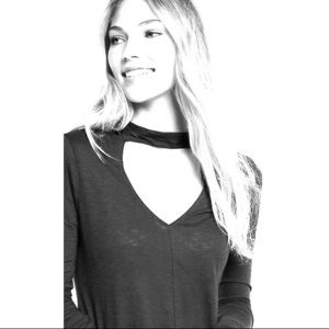 Express Mock Neck Keyhole Tee